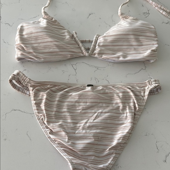O’Neill white beige tan 2pc Striped Bikini Set top bottom S M swimsuit swimwear - Picture 5 of 8